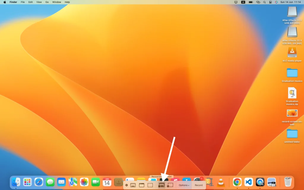 Record screen on Mac by capturing the entire display with the Screenshot Toolbar